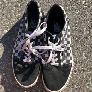 Vans lace up sneaker